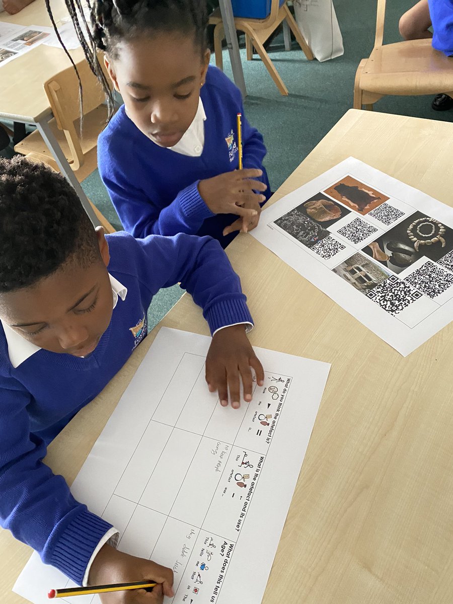foxfield_cherry's tweet photo. In history today, we made inferences about artefacts from the historical site Skara Brae. We then used the QR codes to find out whether our inferences were correct 🔎📝 We also used the ‘social and emotional’ Oracy strand to present our findings @FFHumanities @foxfield https://t.co/dHLeJPOnkp