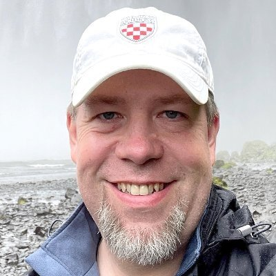 Percona's tweet photo. 📢 Big News! 

Donnie Berkholz has joined Percona as Senior Vice President, Product Management!

Welcome to the team Donnie, we're thrilled to have your experience on #OpenSource projects. 

Read more about Donnie here ➡️ https://t.co/76YLqcUV29 https://t.co/AFIZvi2gFM