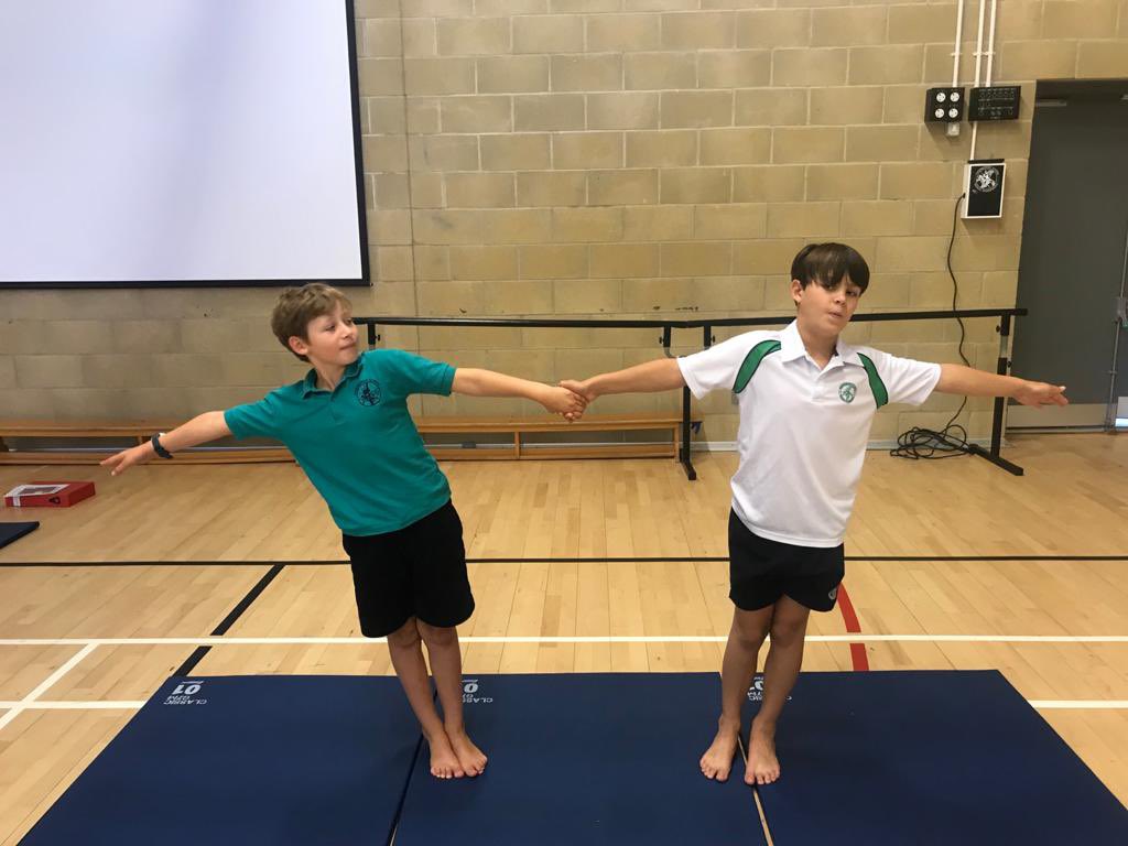 ThorngroveSport's tweet photo. Year 5 partner work in gymnastics- exploring balances #Gymnast #BalanceWork #PickYourPath @ThorngrovePrep https://t.co/cVYHfzXVP6