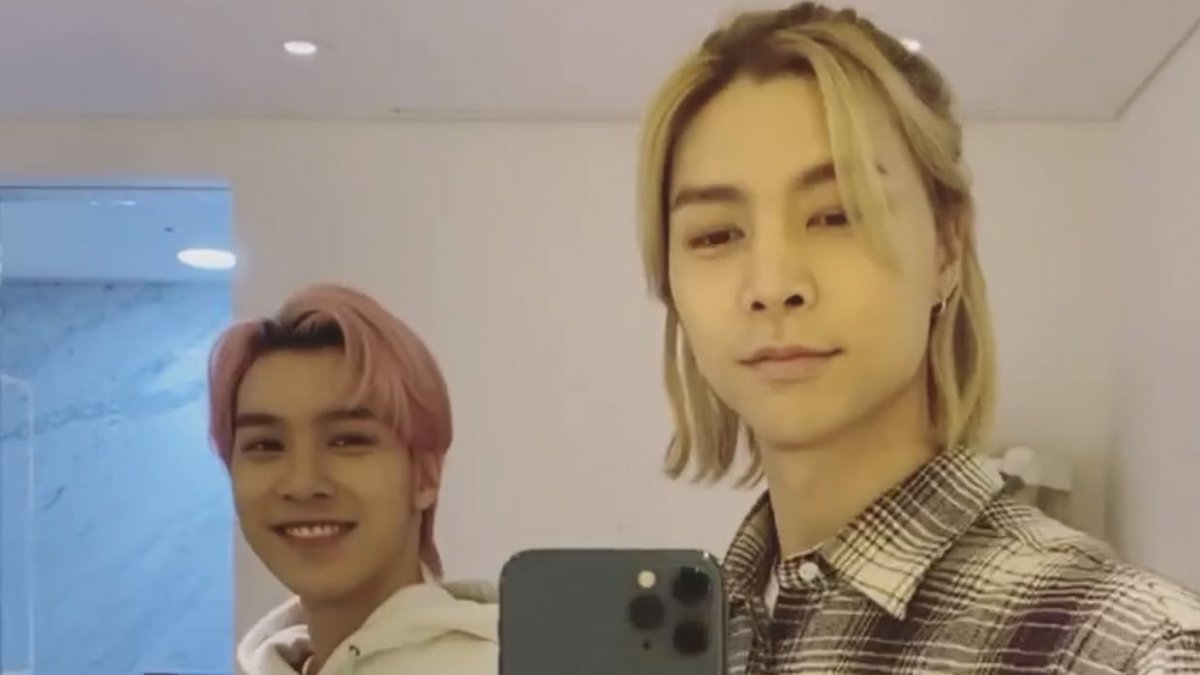 suhjohnnypic's tweet photo. Happy birthday, Hendery! 🥳 Thank you for all the hard work you've done and being such a bubble of joy. We can't wait to support you in your future activities ♥️

#HAPPYHENDERYDAY
#CharmingPrinceHenderyDay
#앞으로도_헨드리랑_같은_달을_볼게
#生日快乐0928黄冠亨 https://t.co/6mAg9saRrX