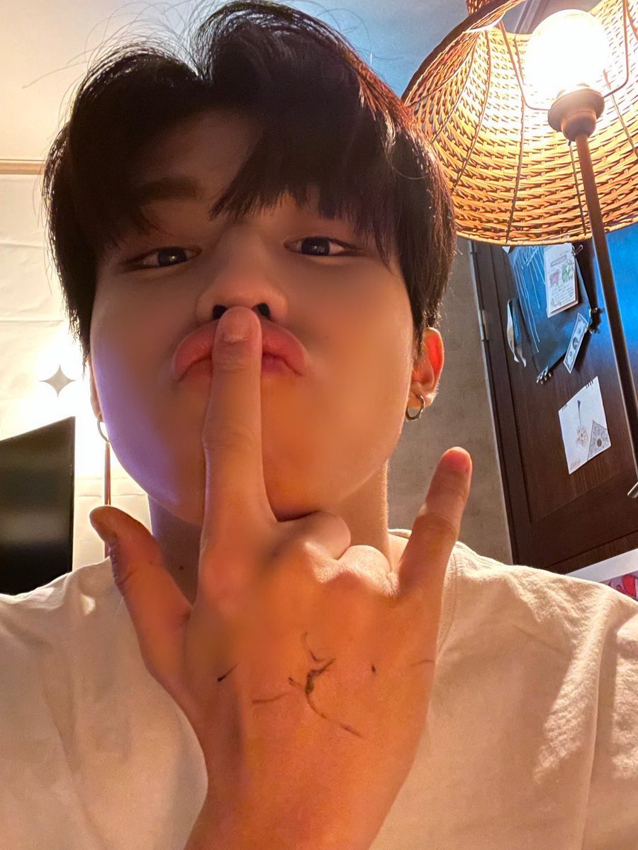 Rerx0H's tweet photo. 굿.....
박정우 사진 중 탑티어 달릴 것으로 예상 https://t.co/Fqhn8knDkg