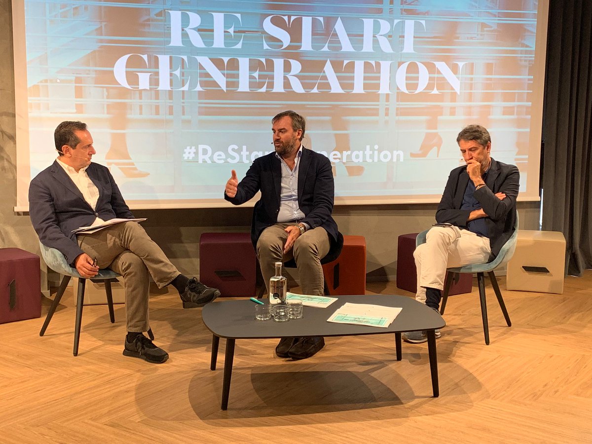 AdeccoGroupITA's tweet photo. .@aamalacrida "Nelle 6 missioni del #PNRR il fulcro sono le persone. Come Gruppo vogliamo realizzare ciò che ancora non esiste in Italia: con #PHYD abbiamo creato una piattaforma per misurare l'#occupabilità e formare sulle #competenze richieste dal #mercato." #ReStartGeneration https://t.co/IEqHVSDefT