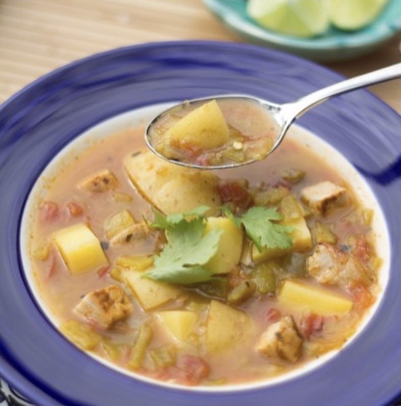 HatchChileCoLLC's tweet image. You must try this amazing slow cooker Green chile stew using Hatch Chile Co. diced green chile from @CecesGoodStuff 
🍵🍵
Find this delicious recipe here: ceceliasgoodstuff.com/green-chile-st…
🍵🍵
#greenchilestew #hatchgreenchile #ceceliasgoodstuff