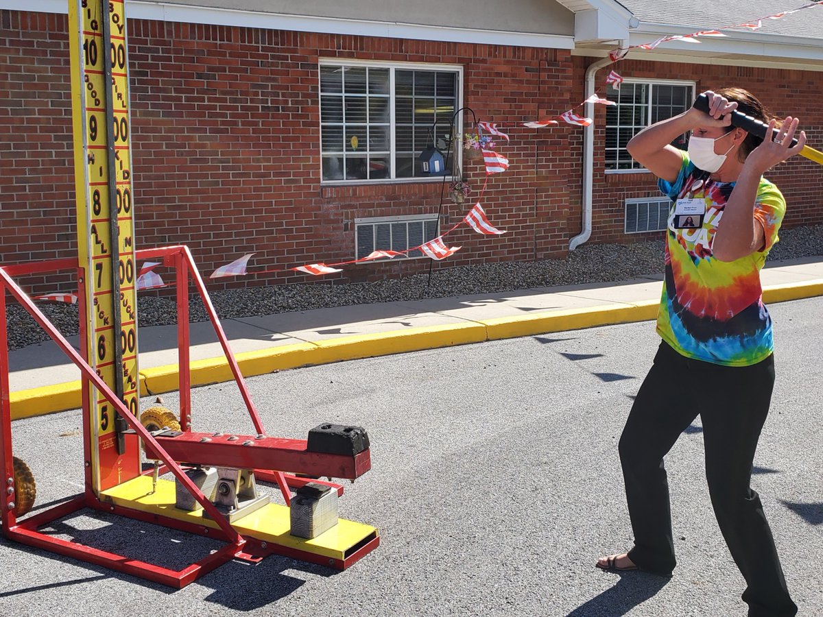 MillPondHC's tweet photo. The Hi-Striker was a BIG HIT at our Fall Carnival! Everyone had a chance to flex their muscles and try to DING the bell.  A fabulous day full of swings, dings, misses and laughs! #MillPondHealthCenter #TrilogyFallCarnival https://t.co/eMe0agRZrE