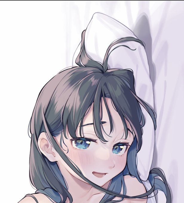 雲呑めお先生の抱き枕裏面もちょっとだけ出すのじゃ 