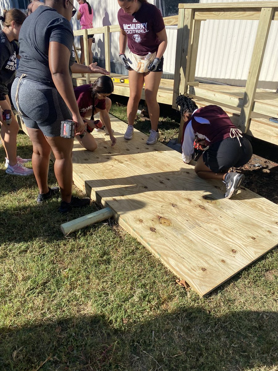 McMurry_WBB's tweet photo. We served with @bogabilene this weekend! We built a ramp for a family in need and learned some new skills! @mcmsports https://t.co/Wn23ZKOKUH