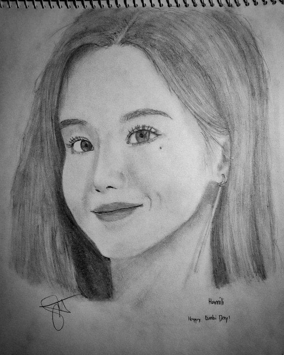 EspinaHamili's tweet photo. I drew Eunbi former IZ*ONE member now Soloist!
HAPPY EUNBI DAY! ์์ผ ์ถํํด ์๋น!!
#artwork #drawing #freehand #HAPPYEUNBIDAY #EUNBI #IZONE #EUNBIDay #ArtistOnTwitter #art #KangEunbi https://t.co/pJyPcJryhi