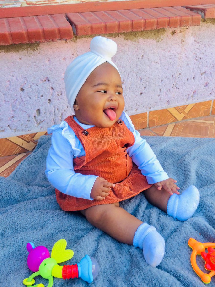Bethuel_T's tweet photo. @ChoiceBuhle Bambonile Saturday https://t.co/8cKK77If2T