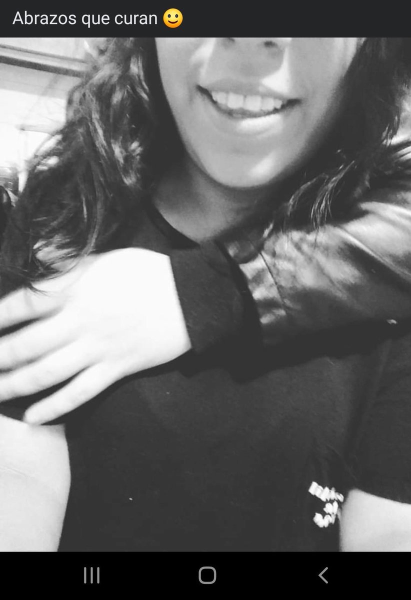 Im__LiloGe's tweet image. Facebook, me recuerda cosas que duelen queman y arden.