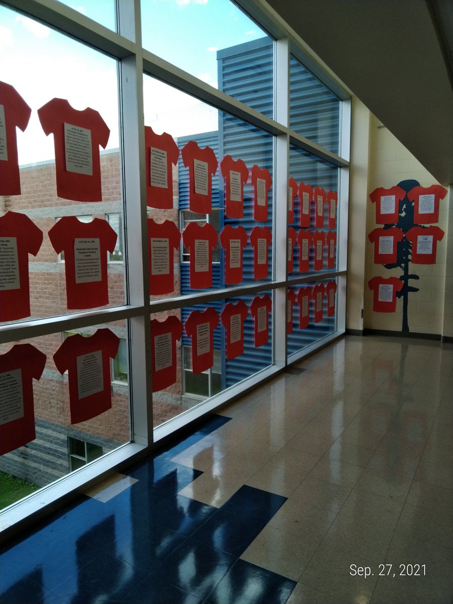 MsStew_HRCE's tweet photo. Please honour Truth and Reconciliation Day by checking out the excellent info displays in the halls @HalifaxWestHS #EveryChildMatters 🧡@HRCE_NS https://t.co/Nrkw6JD6hA