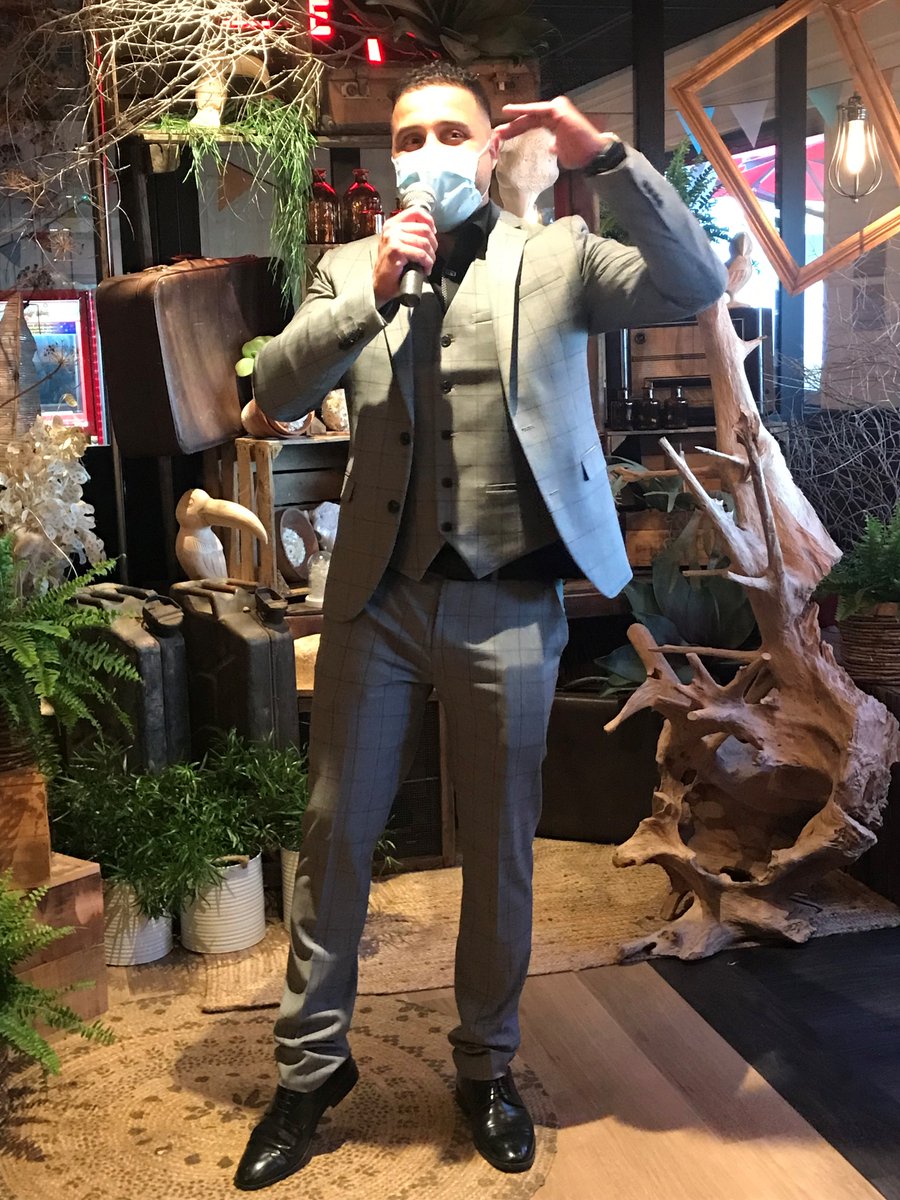 📌Inauguration du Buffalo Grill de Fenouillet, en présence de M. Le Maire Thierry DUHAMEL👉Un #Recrutement  "modélisant" avec 1⃣9⃣ débutants recrutés par la #MRS (sur 23 embauches❗️) 🚀&amp; 5⃣ CIE Jeunes signés🎯L'action de Pole Emploi fortement saluée par M. ZAKI, le Directeur👏👏