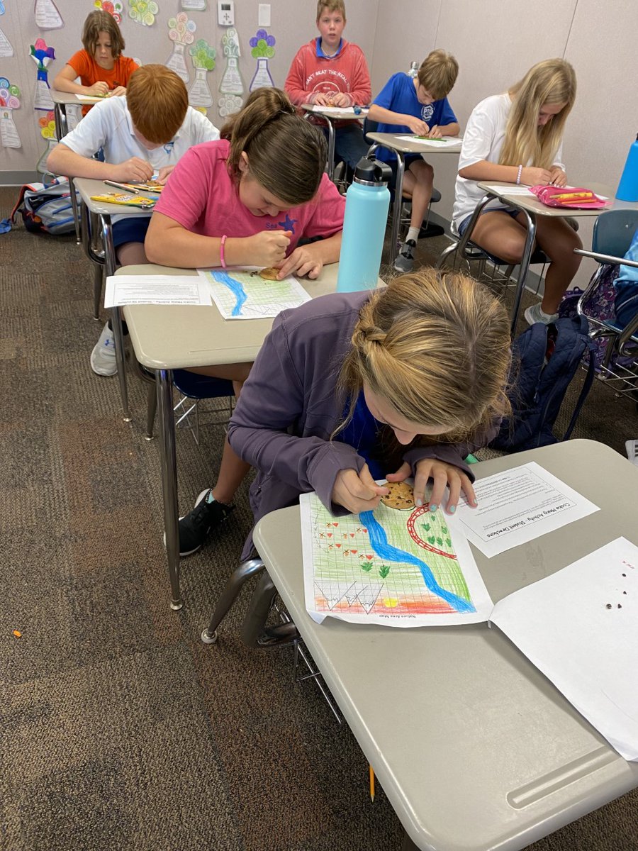 mrssjwitt's tweet photo. Super fun STEAM activity today!!  My students learned about mining for natural resources using chocolate chip cookies!  #BCBEfullSTEAMahead #baldwinproud https://t.co/jlaXV3fC8l
