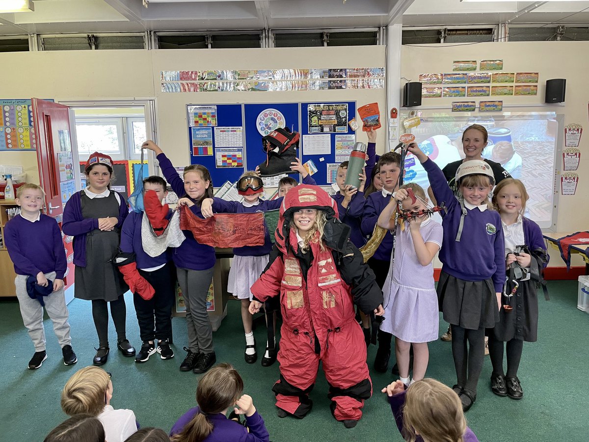 YGWaldoWilliams's tweet photo. What an inspirational day! Diolch @torijtweets for returning to Haverfordwest to share your amazing story of Climbing Mt.Everest. We learnt all about the importance of a positive mindset, perseverance, resilience, training and preparation and goal setting! 
#ClimbingMt.Mindset https://t.co/rpN0PfJPyt