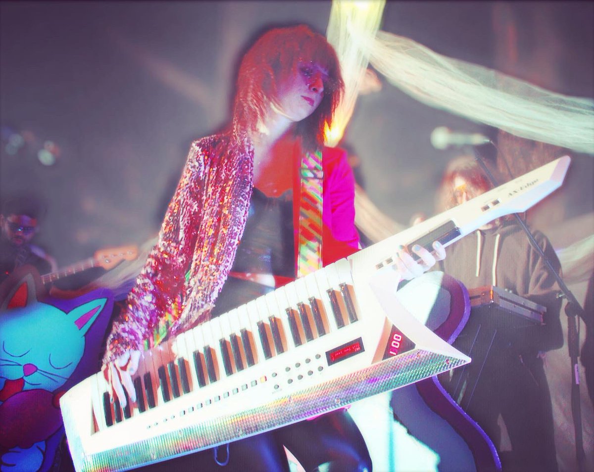 frigidkittymuse's tweet photo. Live shows https://t.co/2ZXedI4ypp