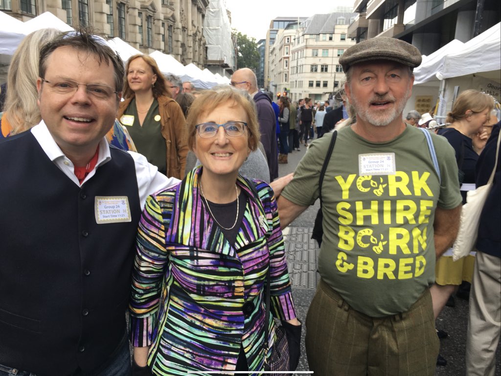 martingettings's tweet photo. Delighted to be in #SheepDrive2021 with fellow #Freeman #Liveryman and  @ConstructorsW @kevinhydes and agree with @GowmanAJ its vitally important to keep traditions like these alive and well to help initiatives such as @cityoflondon #LiveryClimateActionGroup https://t.co/aLUxR1ZmKK
