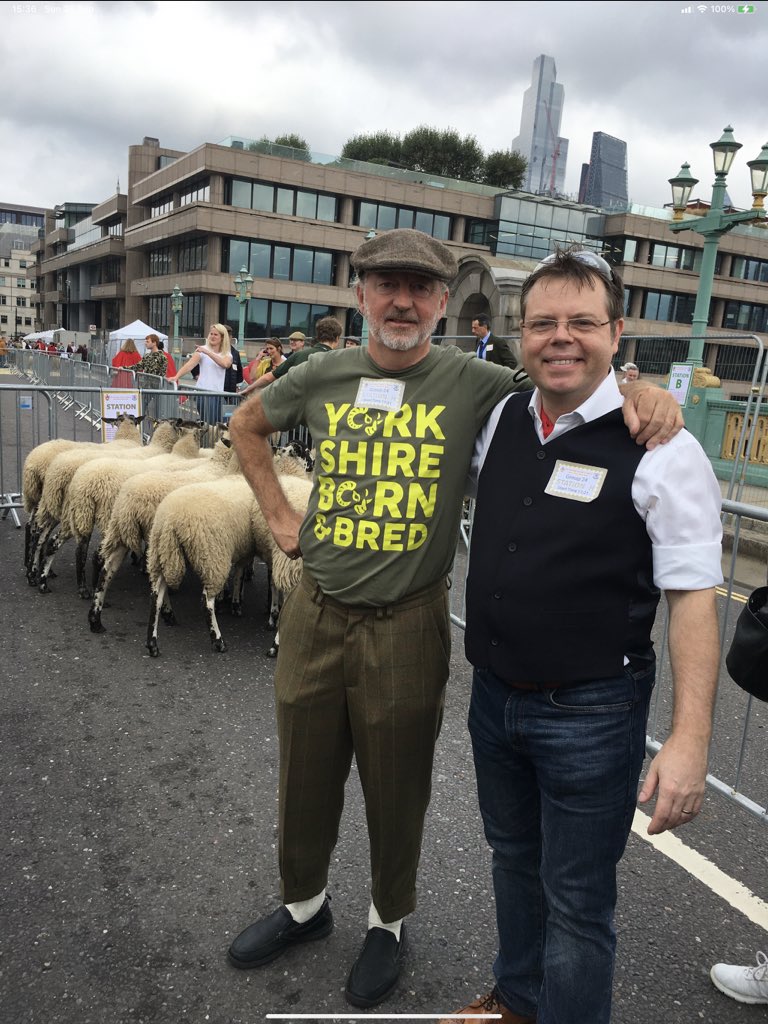 martingettings's tweet photo. Delighted to be in #SheepDrive2021 with fellow #Freeman #Liveryman and  @ConstructorsW @kevinhydes and agree with @GowmanAJ its vitally important to keep traditions like these alive and well to help initiatives such as @cityoflondon #LiveryClimateActionGroup https://t.co/aLUxR1ZmKK