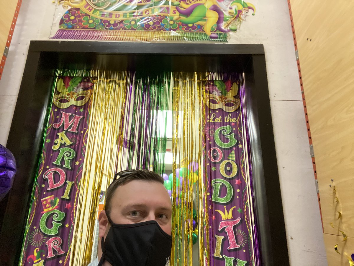 Another store visit and another Homer Pantry filled up. Miamisburg knows how to celebrate. @spohn3857 @Sean_Monty_ <a href="/THDBagz/">Bagz</a> <a href="/THDPWR/">Paul Riemenschneider</a> <a href="/JoeMillerTHD/">Joe Miller</a>