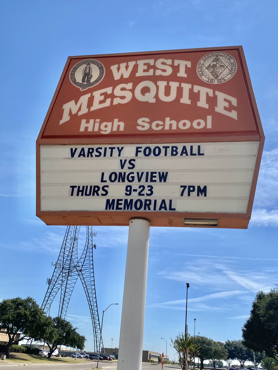 DrJhodge1906's tweet photo. I had a wonderful day today at West Mesquite High School where we discussed the impact caring adults can have on students DESPITE #riskfactors  Great leadership and staff.  @westmesquitehs @mesquiteisdtx #SAMEpage https://t.co/vXZdf5W2LN