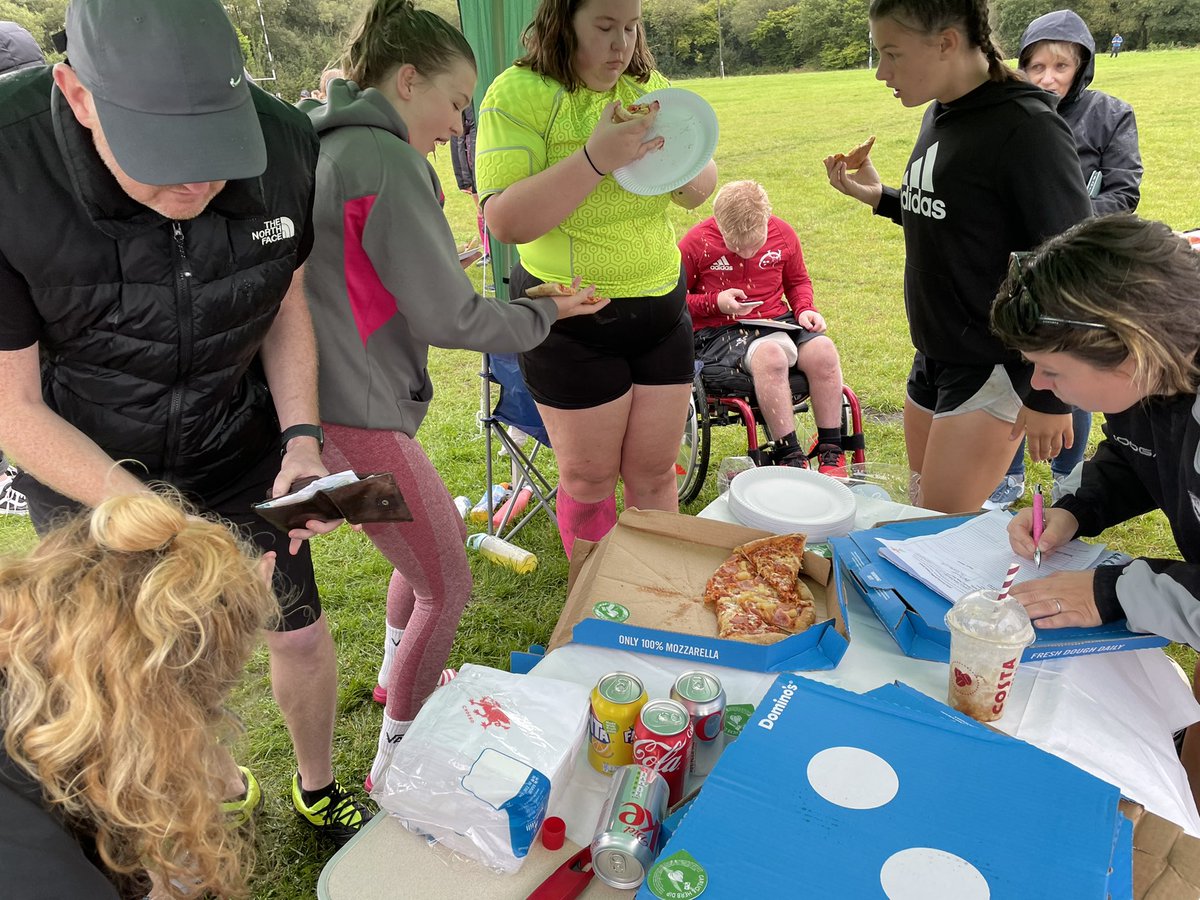 MawrMerched's tweet photo. Diolch / thank you @dominospizzacrosshands for supplying the goods for our girls yesterday https://t.co/TiMUDECWia
