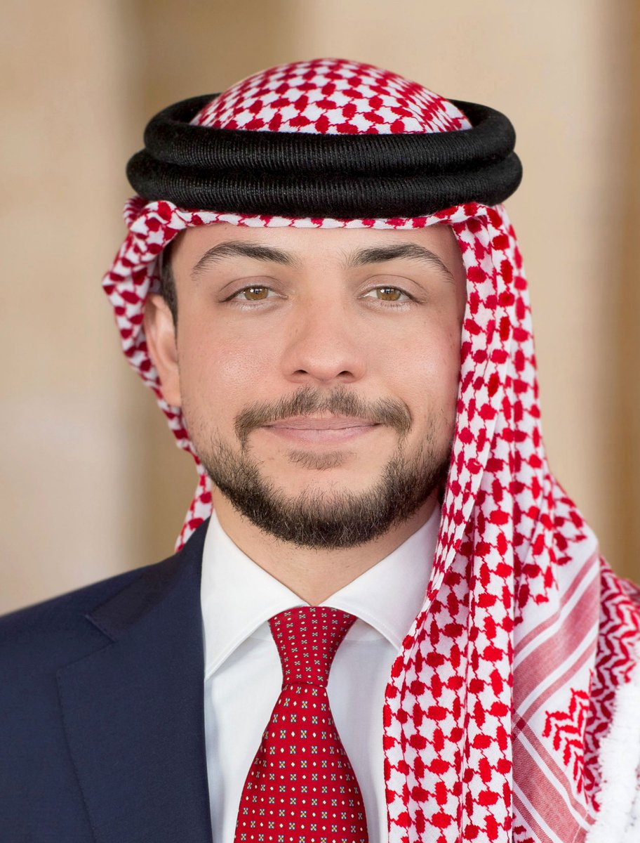 Khwazani's tweet photo. نسأل الله العظيم رب العرش العظيم أن يكلل سمو ولي العهد الأمين وجميع مصابي هذا الوباء بالشفاء العاجل التام انه على كل شيء قدير. حفظ الله اردننا الحبيب أرضاً وسماءً وشعباً وقيادةً هاشمية غالية وحفظ مليكنا المحبوب عبدالله الثاني ابن الحسين وولي عهده الأمين وسدد على طريق الخير خطاهما https://t.co/GRE7rsywXP
