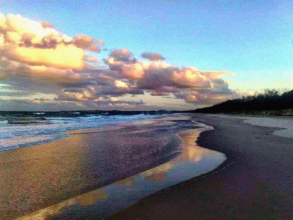 DianaWaines's tweet photo. Do not rob me of my dreams,  without them my life is an empty beach without the evening sky aglow with crimson light https://t.co/gaMKND4jIs