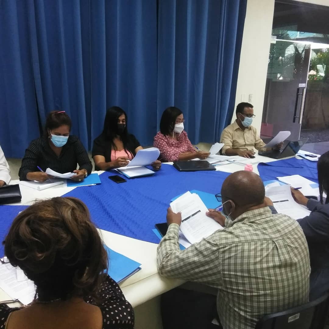 MinerdSan's tweet photo. Orientación y Psicología, realiza  encuentro con el propósito de  socializar la propuesta y  herramientas de acompañamiento y monitoreo a los procesos de apoyo Psicopedagógicos, Psicoemocional y Psicosocial que se ofrece a la comunidad educativa en el nuevo año escolar. https://t.co/gRXUUlCNht