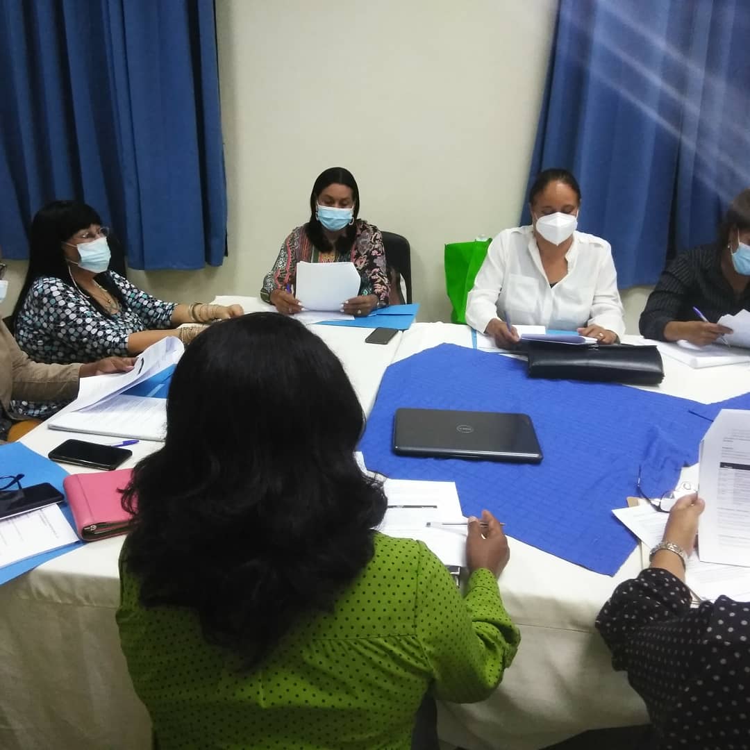 MinerdSan's tweet photo. Orientación y Psicología, realiza  encuentro con el propósito de  socializar la propuesta y  herramientas de acompañamiento y monitoreo a los procesos de apoyo Psicopedagógicos, Psicoemocional y Psicosocial que se ofrece a la comunidad educativa en el nuevo año escolar. https://t.co/gRXUUlCNht