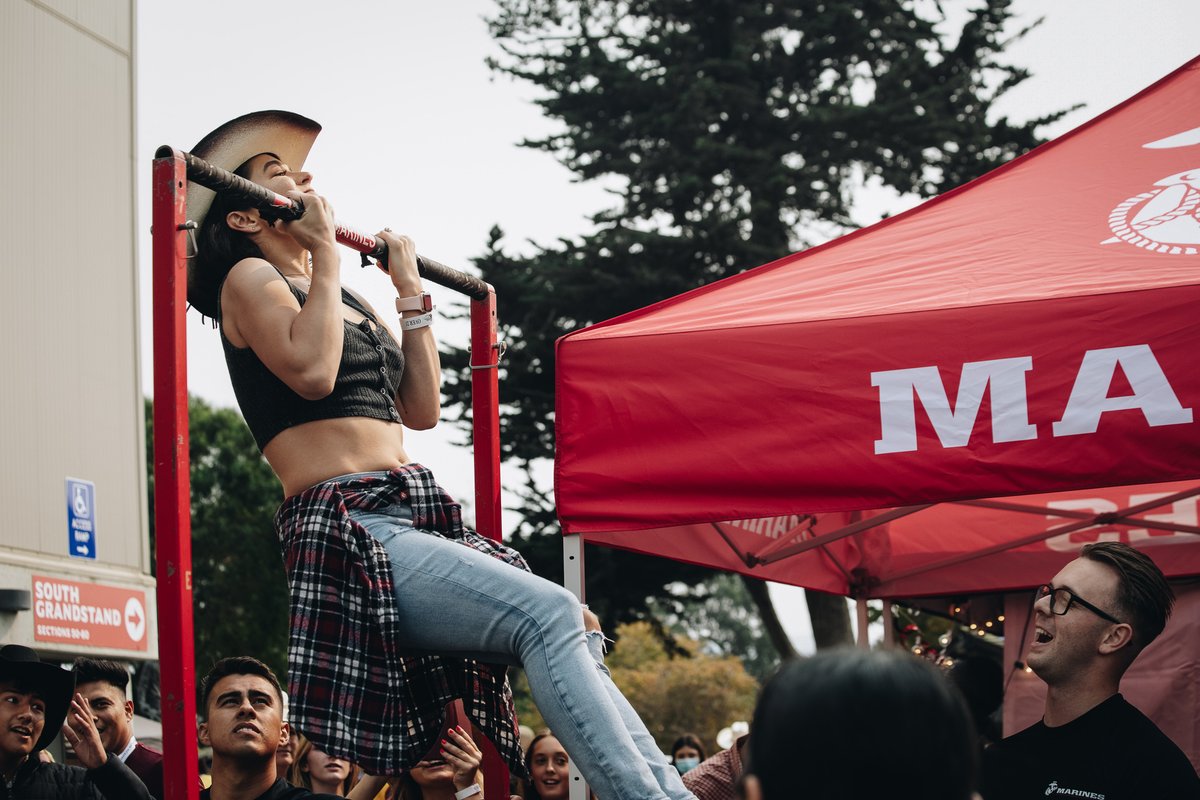 SFOMarines's tweet photo. The Marines of Recruiting Sub-Station Salinas hosted a pull-up challenge and talked to rodeo attendees interested in learning more about the opportunities available within the Marine Corps. https://t.co/sUVV2DmJBU