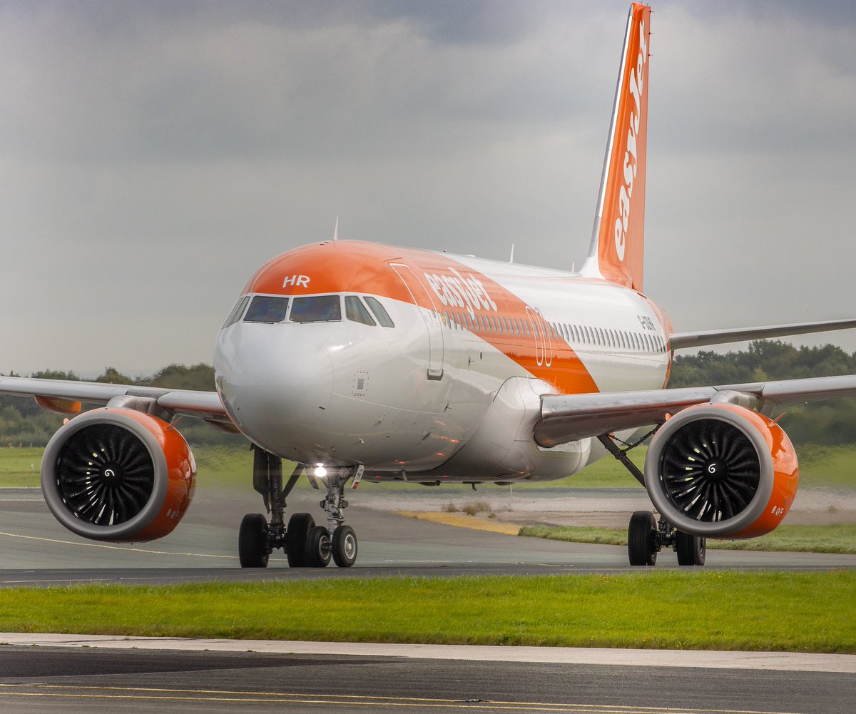crphotos28's tweet photo. Todays post features one of @easyJet stunning A320NEOS seen here after vacating Runway 23R @manairport #easyjet #easyjetcrew #easyjetter #airbus #airbuslovers #a320neo #manchesterairport #theukspotters #photography #photographer #plane #planes #planespotting #planespotter https://t.co/NVuCrNXAoz