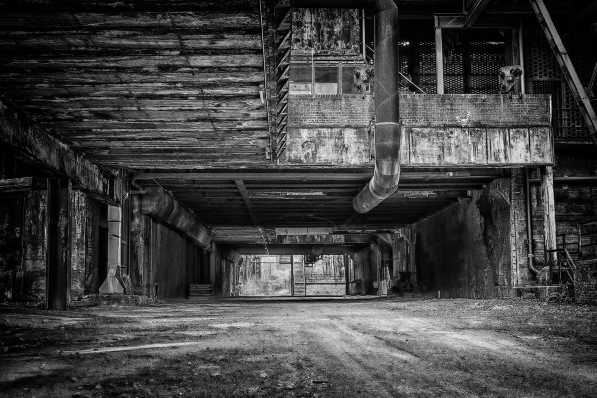 MrBookNarrator's tweet photo. Jimmy McIllwane has all his dreams shattered by a serious injury that leaves him with few options to physically or emotionally escape from Milltown. #Baseball #EscapeFromMilltown #AudioBook See more: https://t.co/Dt8oViRavc https://t.co/ijzsJ8IdGS