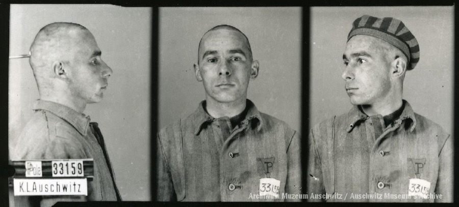 AuschwitzMuseum's tweet photo. 29 September 1911 | A Pole, Adam Pankiewicz, was born in Krakow. A clerk.

In #Auschwitz from 25 April 1942.
No. 33159
He was shot in the camp on 27 May 1942. https://t.co/1PKS9PUTSw