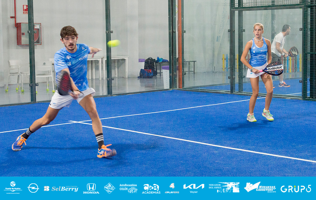 📢¡Así lucirán las selecciones provinciales de #Huelva!
✳️Una docena de empresas apoya a los combinados onubenses de Menores, de Veteranos y Absolutos que disputarán los próximox campeonatos de Andalucía. 

📝Más info: bit.ly/3CPQ8Q9

#FAP #SomosFAP #padel