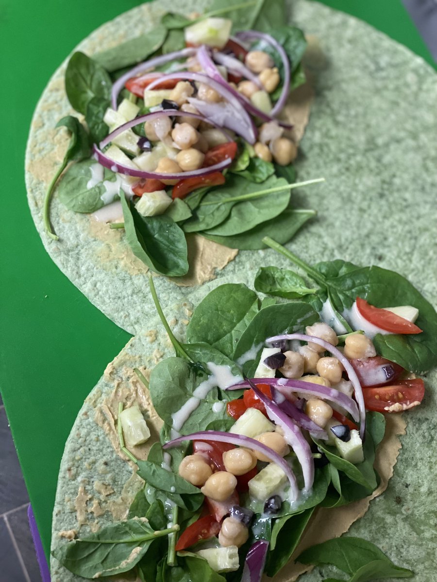 2beansNYC's tweet image. Mediterranean wrap 100% vegan :) #2beans🌱😋