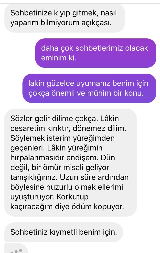 vantesras's tweet photo. öylece ekrana bakıyorum, kaldım ekran başında. https://t.co/pun5V1vG4s