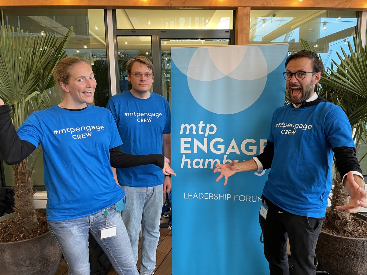 ProductAtHeart_'s tweet photo. Thanks to our volunteer team who ensured a frictionless conference experience today. 🙏🙏🙏 Thanks Lisa, Antti and Nils - you are amazing! 💙💙💙 #MTPEngage https://t.co/BONRz9qPLb