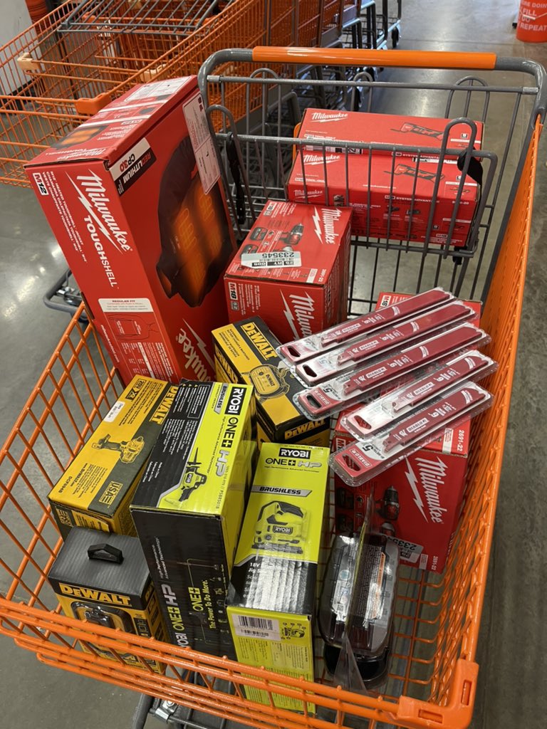 AndyCBGKY's tweet photo. Partnered with Greg, one of our Pro Associates for a $1600 recovery this morning. Starting the new month off with a bang! https://t.co/ZkjSEysNTc