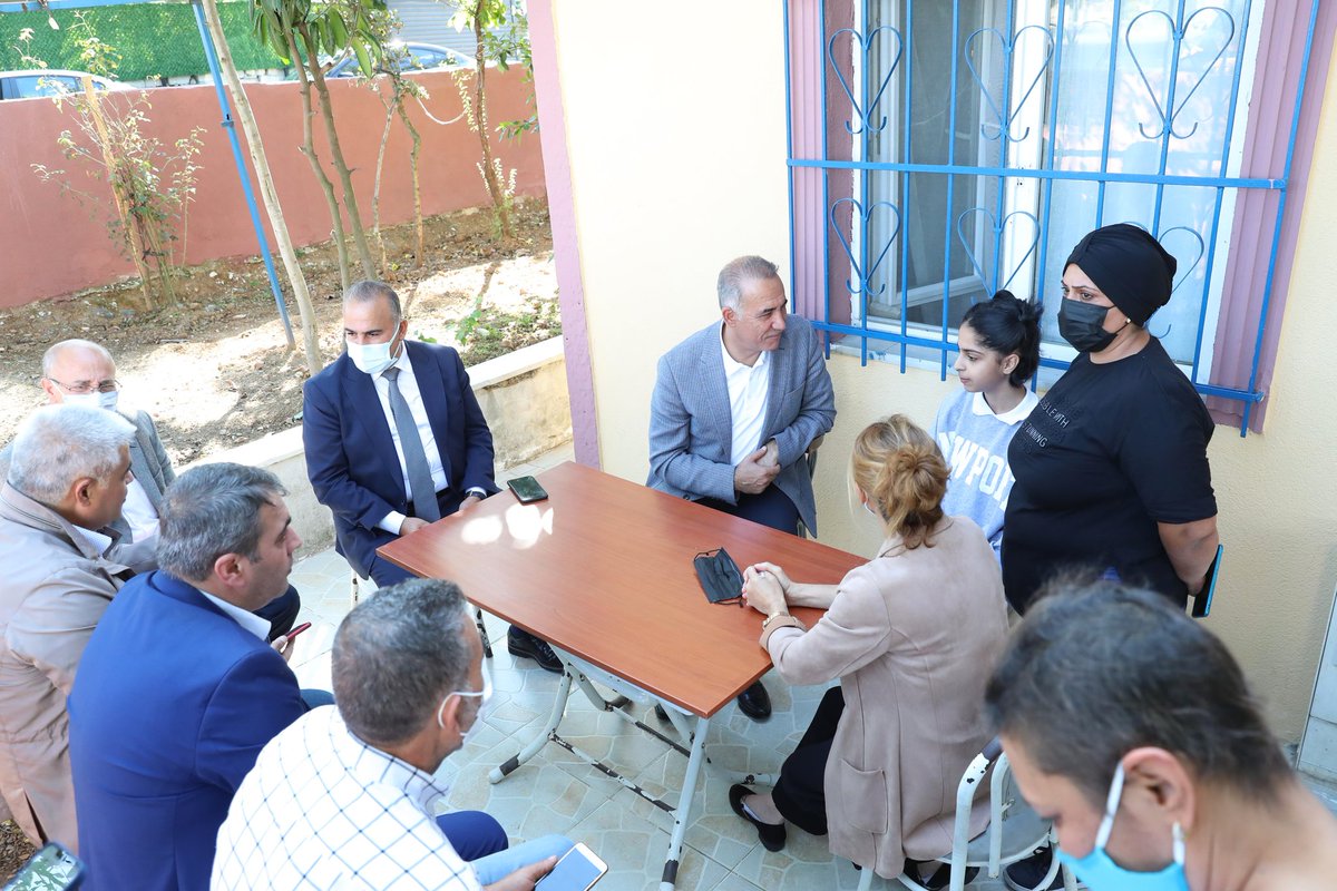 avadursun's tweet photo. Zübeyde Hanım Mahallemizde komşumuz Güneş Bilgiç'in hanesine konuk olarak mahallemizi konuştuk.

Misafirperverliğinden dolayı kıymetli komşumuza teşekkür ediyorum. https://t.co/0OUxAecDye
