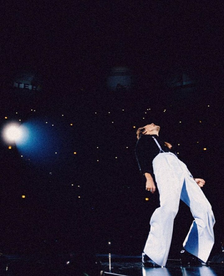 janhavideodhar's tweet photo. Our Love On Tour ❤
#HarryStylesLoveOnTour https://t.co/yfav1x4lPu