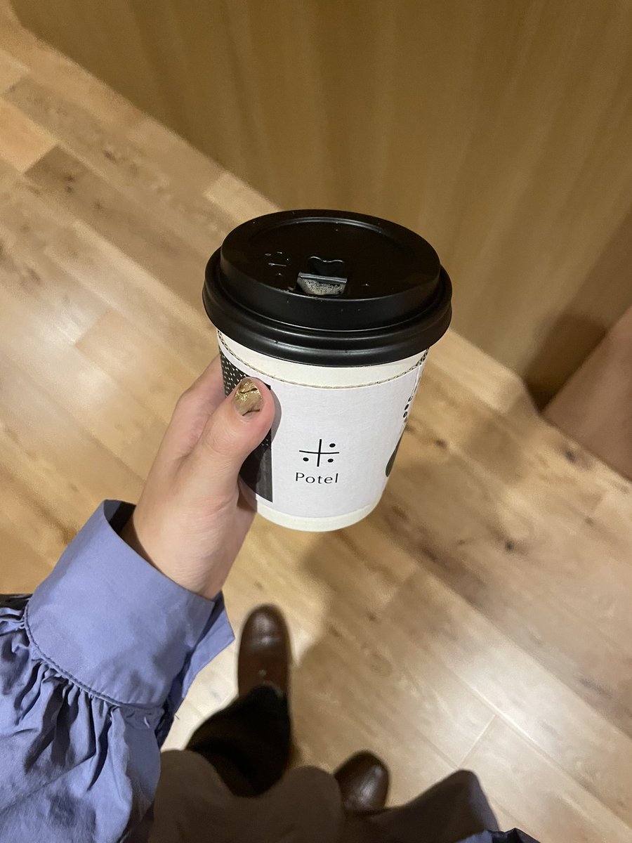 orcabluemoon's tweet photo. Potelのポテンシャルがすごい
京都にはもう何度も足を運んできたけれど、旅にも何度も出たけれど過去一だと豪語できる宿に出会えた🕊
今回の滞在ホテルで過ごす時間が少なかったので、またゆっくり訪れます☺️
#hafh
#potel https://t.co/mNgurXkxpi