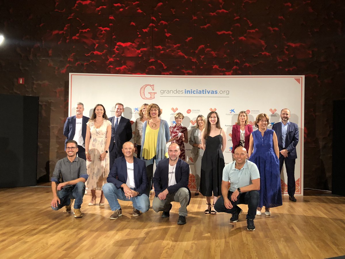 ¡Comienza el photocall de #GrandesIniciativas! 📸 <a href="/Educaixa/">EduCaixa</a> <a href="/UniversidadVIU/">Universidad Internacional de Valencia - VIU</a> <a href="/aulaPlaneta/">Aulaplaneta</a> <a href="/fundacionorange/">Fundación Orange</a>