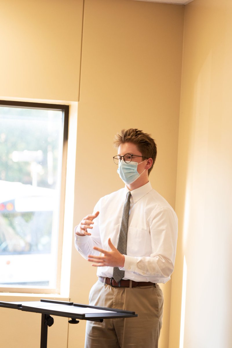 pulaskiacademy's tweet image. 🌐 After a year of virtual #PAModelUN competitions, the organization is ready for in-person debates throughout the day! PA Model UN leaders/offers organized today’s competition in Murphy and are hosts to Catholic High and Conway. 🌐 @PA_UpperSchool #PACompete