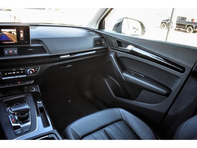 RyanONealAutos's tweet photo. This sensational⚡️pre-owned 2018 #Audi Q5 allows you to make the most out of every drive😎! 
This Audi features safety technologies such as blind-spot monitoring, a back-up camera📷, and front/rear parking sensors⛑! 
Check it out today➡️: https://t.co/X7wpdALQcA
#ryanoneil #suv https://t.co/PQ6cHwmJHX
