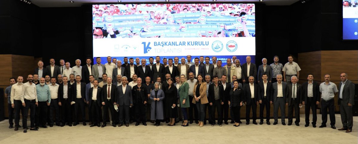Son 1 ayda 700 yeni üyeyi ailemize kazandırarak bir rekora imza atan teşkilatımı tebrik ediyor, Bayındır Memur-Sen ailemize katılan yeni üyelerimize teşekkürlerimi sunuyorum.