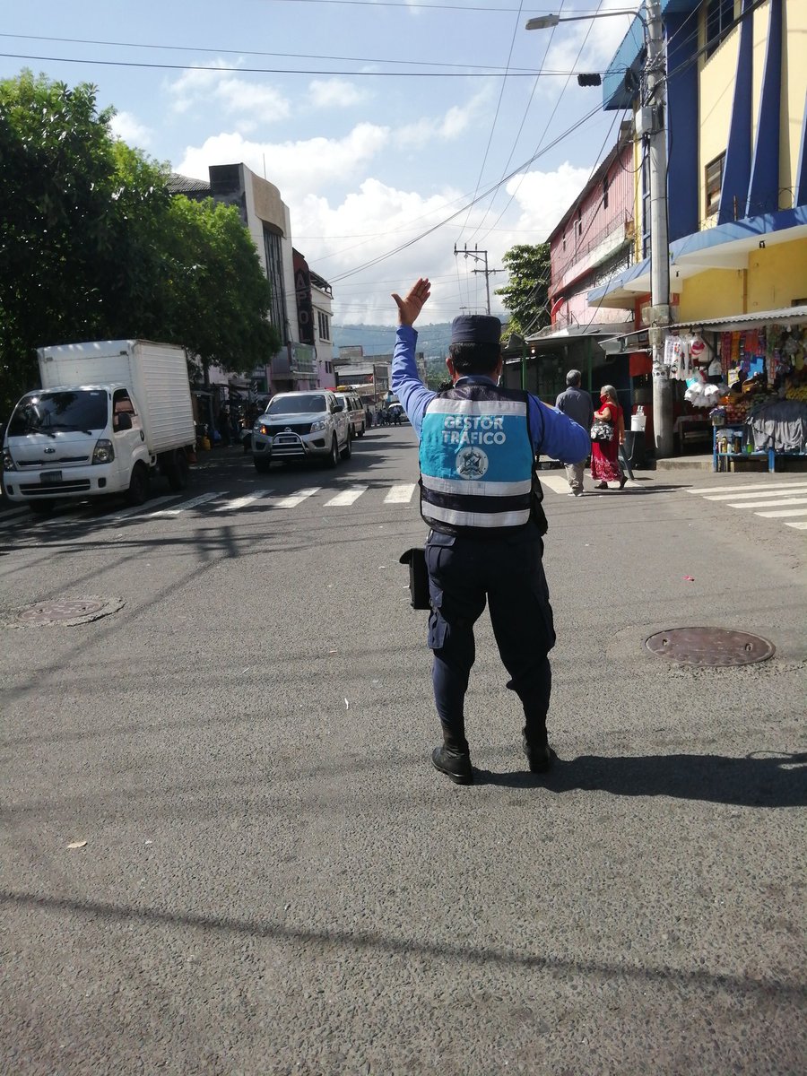 Unidad de tránsito municipal CAM San salvador tweet media