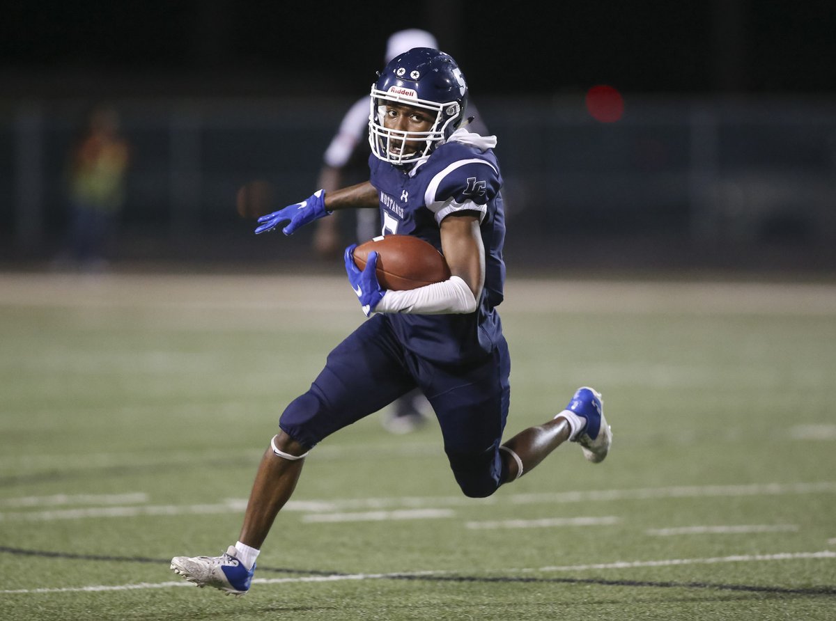 Duns_more's tweet photo. District 10-5A DII  #txhsfb stats leaders 

Team Offense @RudderFootball - 493 YPG 

Team Defense @ConsolFootball - 257 YPG 

Passing @QBEJ_EZAR - 69-107-5 1264 yds 12 tds 

Rushing @FreeneyJustin - 111 atts 710 yds 6 tds 

Receiving @htgRay5 - 31-611-7 

INTs @Cade_Carter2 - 4 https://t.co/QIHnmmus8i
