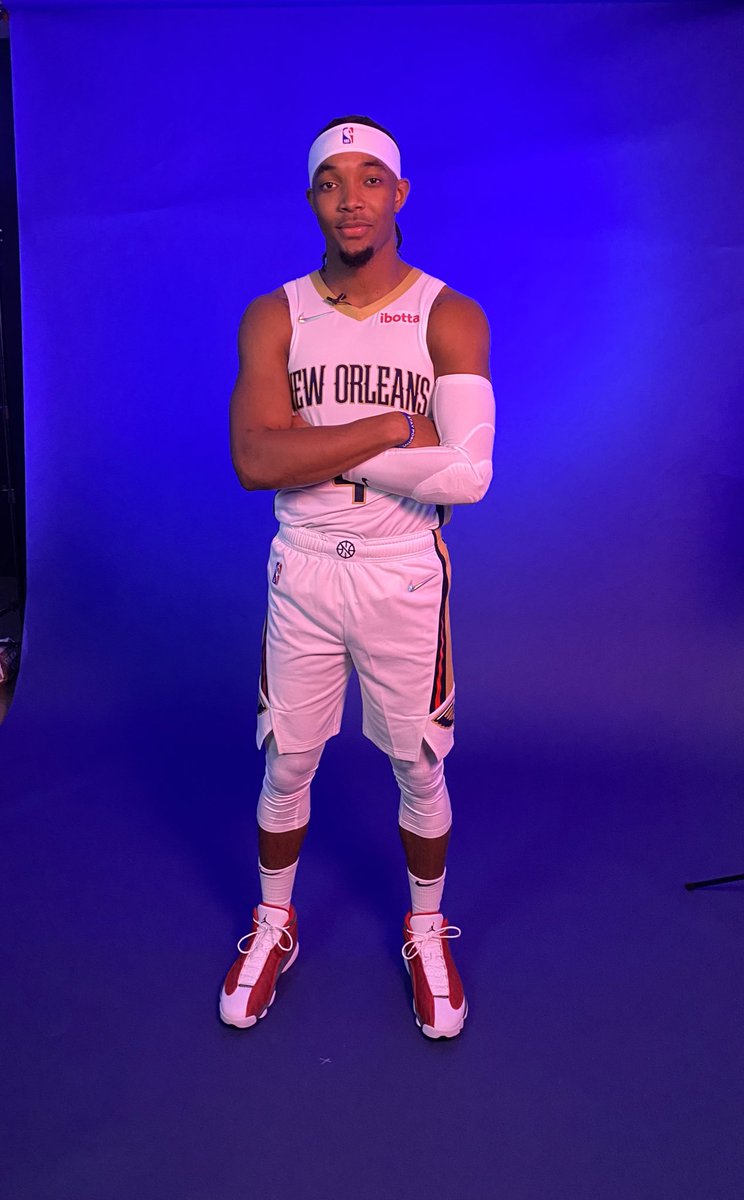 PelicansNBA's tweet photo. Welcome @Devonte4Graham 🙌 https://t.co/Q5uGcldDjP