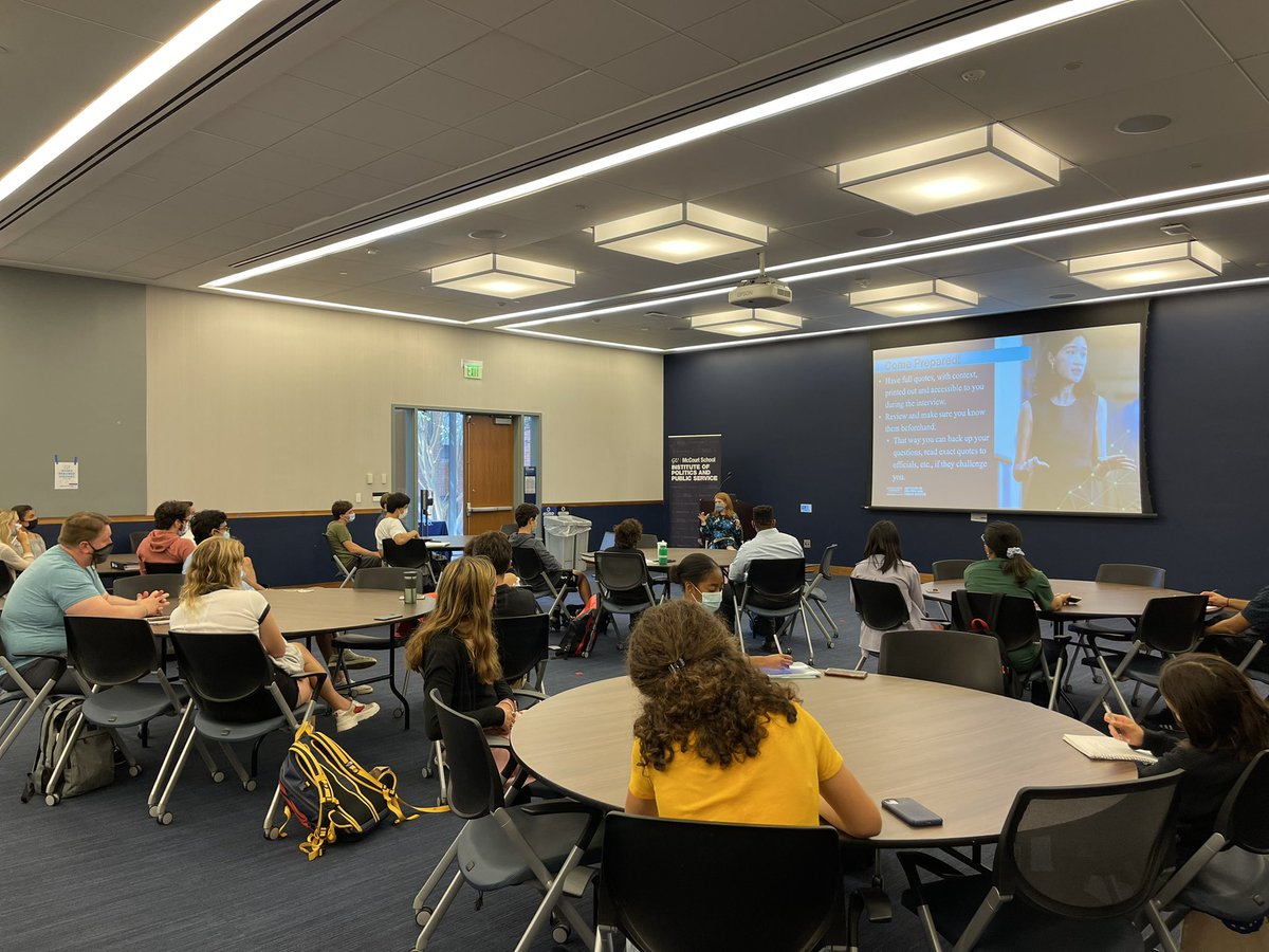 Fall 2019 GU Politics Fellow <a href="/karentravers/">Karen Travers</a> (C '00, MA '03) is in the house! 

She’s teaching Hoyas how to craft an interview that fulfills journalism’s role as a public service.

Later this week, we’ll hear from Trump &amp; Obama spokespeople on how to handle high stakes interviews.