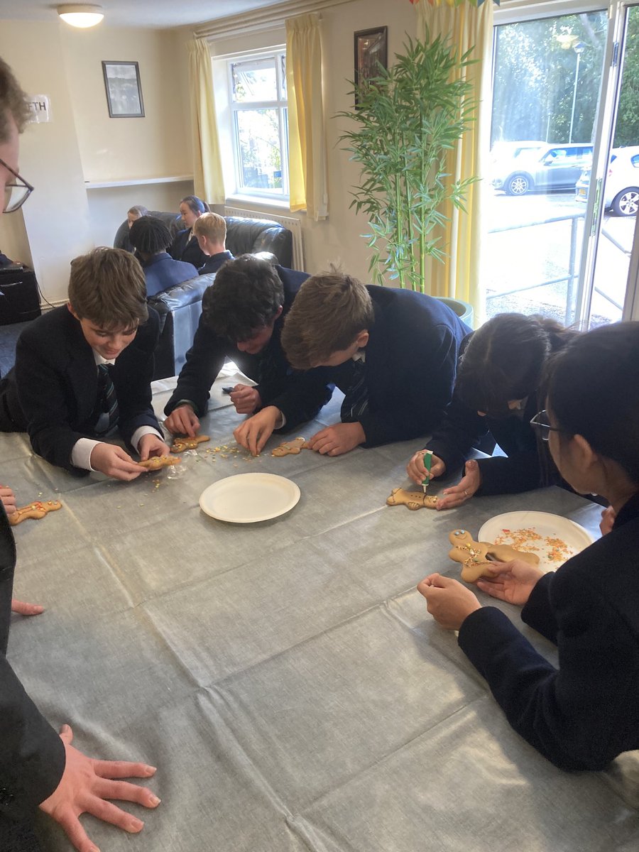 Shell integration. Rhodes welcomed Aberdeen today for some icebreakers, games and gingerbread decorating!