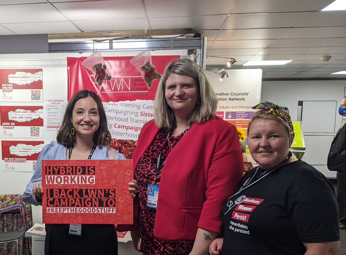 CentenaryAction's tweet photo. Great to see our friends @LabourWomensNet, who are doing brilliant work on tackling sexual harassment & online abuse against women in politics, & campaigning to keep hybrid working. #KeepTheGoodStuff
#ModerniseParliament #DefuseAbuse #ThisIsNotWorking #Lab21 https://t.co/xyYIrXonwI