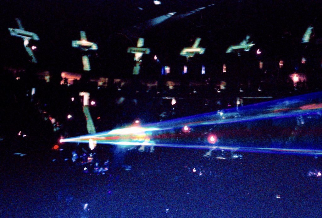 whosgotcartier's tweet photo. Tame Impala shot on 35mm film https://t.co/PphpSj1snW